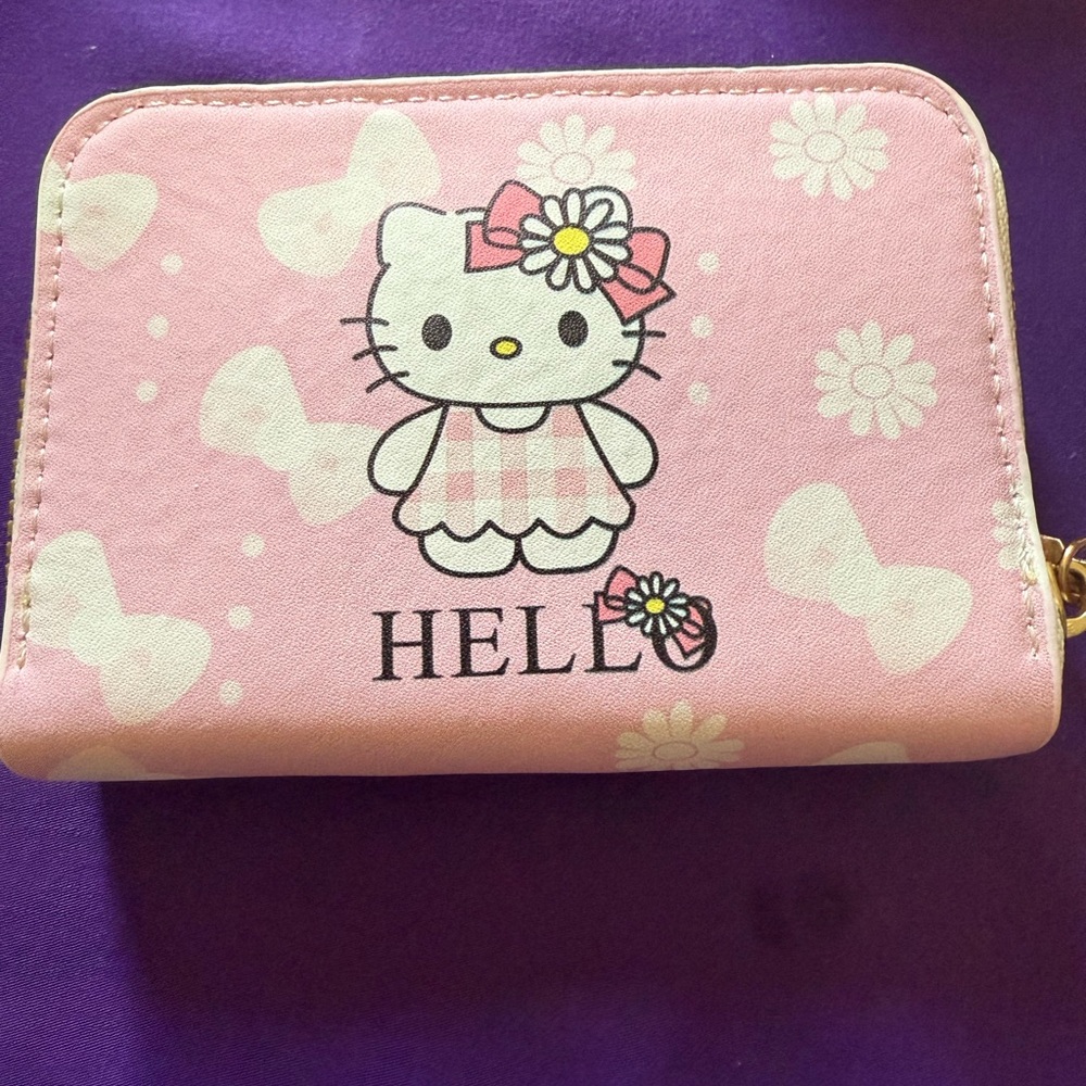 Hello Kitty Pink Floral Wallet
